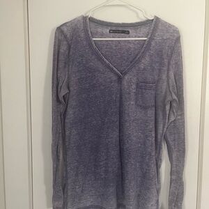 Elegant Lavender Long Sleeve V-Neck Top